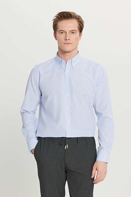 Pamuklu Tailored Slim Fit Dar Kesim Düğmeli Yaka Çizgili Beyaz-Mavi Gömlek resmi