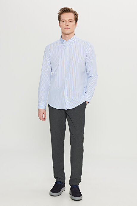 Pamuklu Tailored Slim Fit Dar Kesim Düğmeli Yaka Çizgili Beyaz-Mavi Gömlek resmi