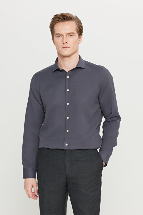 Pamuklu Tailored Slim Fit Dar Kesim Küçük İtalyan Yaka Armürlü Antrasit Gömlek resmi