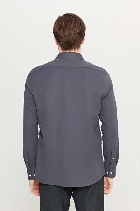 Pamuklu Tailored Slim Fit Dar Kesim Küçük İtalyan Yaka Armürlü Antrasit Gömlek resmi