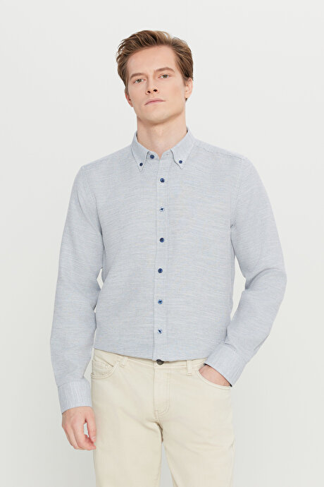 Pamuklu Tailored Slim Fit Dar Kesim Düğmeli Yaka Armürlü Lacivert Gömlek resmi