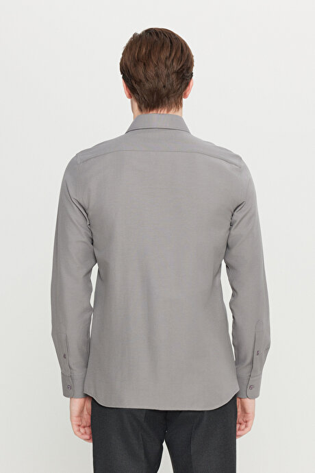 Pamuklu Oxford Tailored Slim Fit Dar Kesim Küçük İtalyan Yaka Armürlü Gri Gömlek resmi
