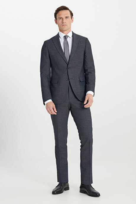 Yün Slim Fit Dar Kesim Kırlangıç Yaka Desenli Kapak Cepli Lacivert-Beyaz Takım Elbise resmi