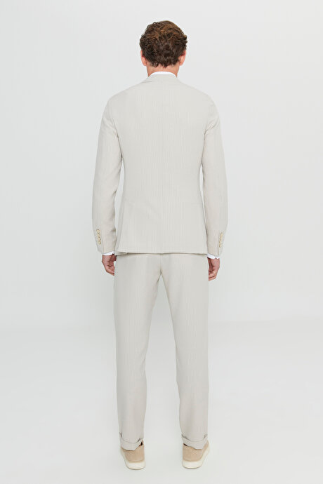 Slim Fit Dar Kesim Mono Yaka Çizgili Gofre Desenli Torba Cepli Esnek Bej Takım Elbise resmi