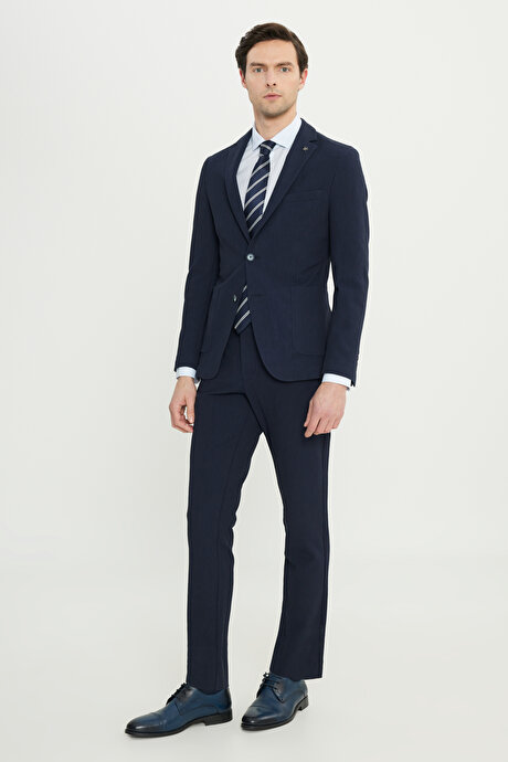 Pamuklu Slim Fit Dar Kesim Mono Yaka Beli Bağlamalı Torba Cepli Esnek Lacivert Takım Elbise resmi