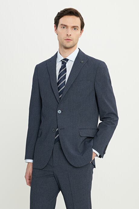 Slim Fit Dar Kesim Kırlangıç Yaka Çizgili Gofre Desenli Kapak Cepli Lacivert Takım Elbise resmi