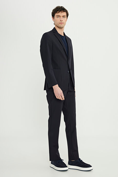 Slim Fit Dar Kesim Kırlangıç Yaka Torba Cepli Esnek Lacivert Takım Elbise resmi