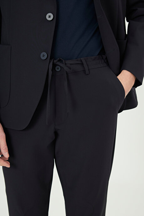 Slim Fit Dar Kesim Kırlangıç Yaka Torba Cepli Esnek Lacivert Takım Elbise resmi