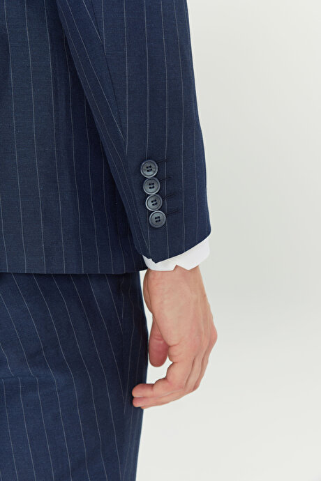 Keten Slim Fit Dar Kesim Kırlangıç Yaka Çizgili Kapak Cepli Lacivert Takım Elbise resmi