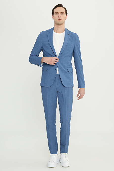 Slim Fit Dar Kesim Kırlangıç Yaka Kapak Cepli Gofre Desenli Koyu Mavi Takım Elbise resmi