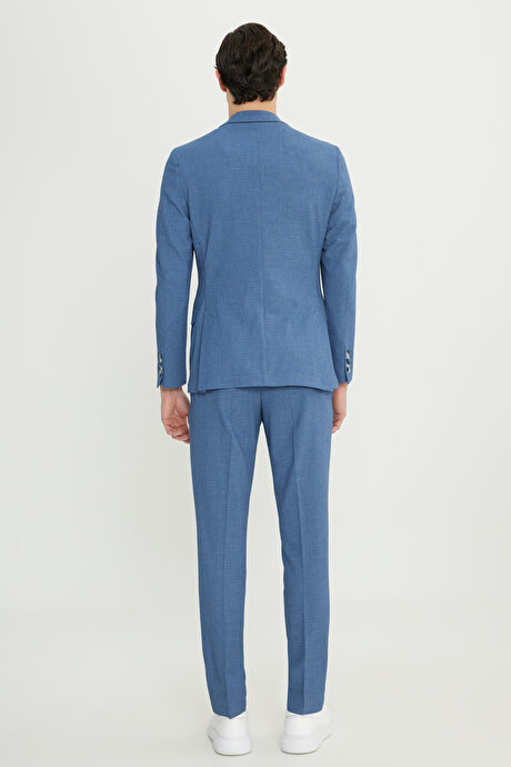 Slim Fit Dar Kesim Kırlangıç Yaka Kapak Cepli Gofre Desenli Koyu Mavi Takım Elbise resmi