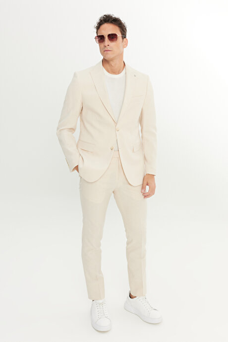 Slim Fit Dar Kesim Kırlangıç Yaka Kapak Cepli Çizgili Esnek Bej Takım Elbise resmi