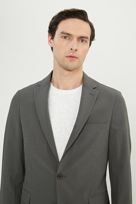 Slim Fit Dar Kesim Mono Yaka Çizgli Gofre Desenli Kapak Cepli Esnek Haki Takım Elbise resmi