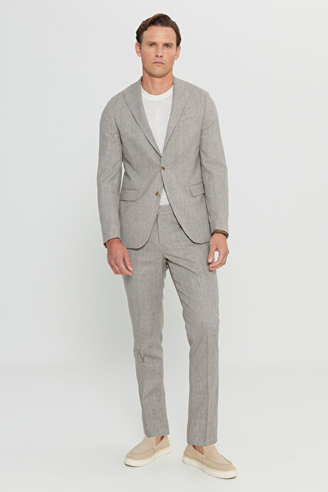 Slim Fit Dar Kesim Kırlangıç Yaka Armürlü Kapak Cepli Esnek Açık Kahve Takım Elbise resmi