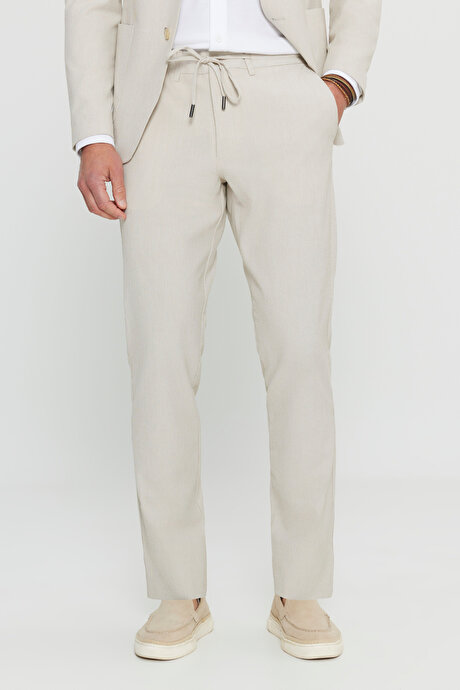 Pamuklu Slim Fit Dar Kesim Kırlangıç Yaka Çizgili Gofre Desenli Torba Cepli Bej Takım Elbise resmi