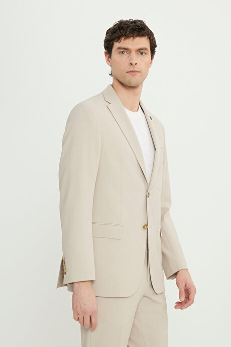 Slim Fit Dar Kesim Mono Yaka Gofre Desenli Kapak Cepli Esnek Bej Takım Elbise resmi