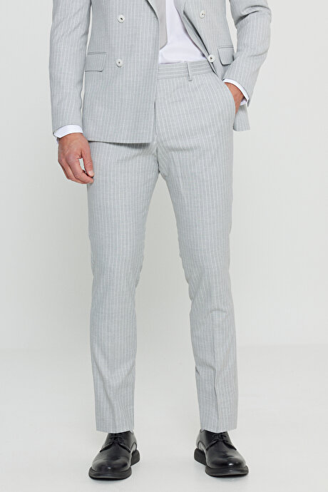 Slim Fit Dar Kesim Kırlangıç Yaka Çizgili Kruvaze Açık Gri Takım Elbise resmi