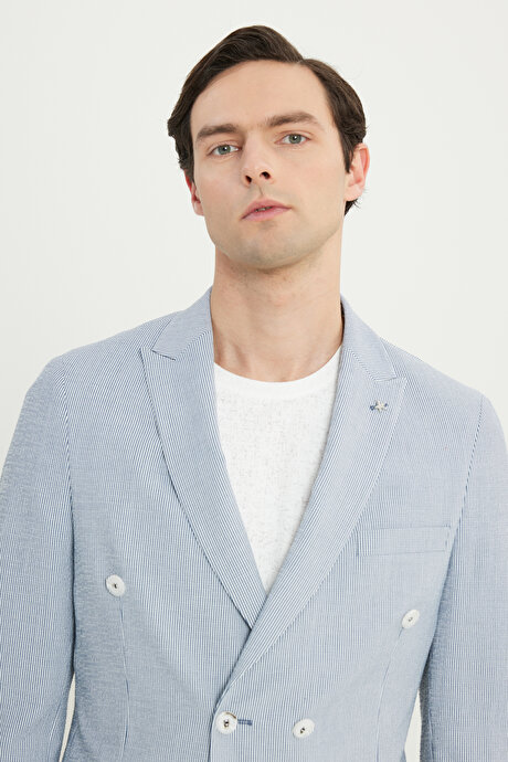 Slim Fit Dar Kesim Kırlangıç Yaka Çizgili Gofre Desenli Kruvaze Lacivert-Beyaz Takım Elbise resmi