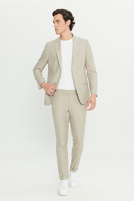 Slim Fit Dar Kesim Kırlangıç Yaka Kapak Cepli Çizgili Bej Takım ElbiseACE030252251BEJ