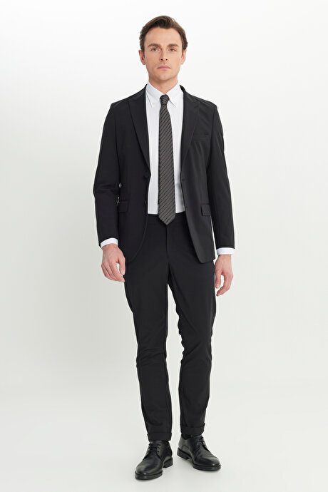 Slim Fit Dar Kesim Mono Yaka Kapak Cepli Esnek Siyah Takım Elbise resmi