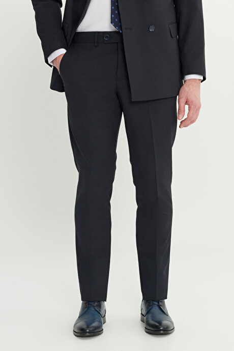 Yün Slim Fit Dar Kesim Kırlangıç Yaka Kapak Cepli Lacivert Takım Elbise resmi