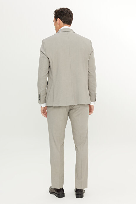 Regular Fit Normal Kesim Mono Yaka Armürlü Kapak Cepli Esnek Taş Takım Elbise resmi