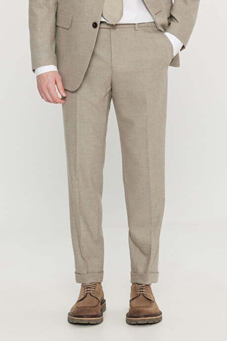 Yünlü Slim Fit Dar Kesim Kırlangıç Yaka Kapak Cepli Esnek Bej Takım Elbise resmi