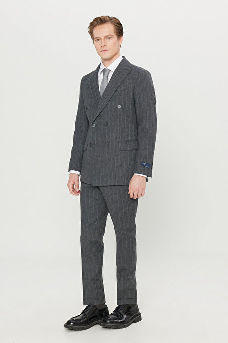 Yünlü Slim Fit Dar Kesim Kırlangıç Yaka Kapak Cepli Çizgili Kruvaze Antrasit Takım Elbise resmi