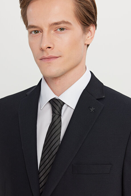 Yünlü Slim Firt Dar Kesim Mono Yaka Desenli Kapak Cepli Esnek Siyah Takım Elbise resmi