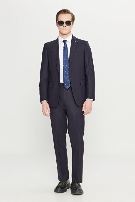 Yünlü Slim Fit Dar Kesim Mono Yaka Kapak Cepli Lacivert Takım ElbiseACE030261474LAC