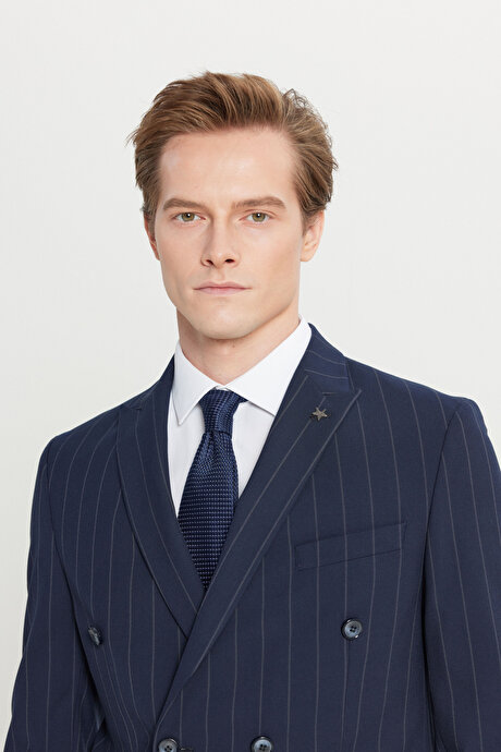 Slim Fit Dar Kesim Kırlangıç Yaka Kapak Cepli Çizgili Kruvaze Lacivert-Gri Takım Elbise resmi