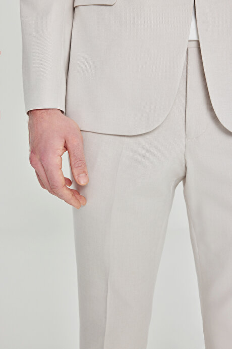 Pamuklu Slim Fit Dar Kesim Mono Yaka Diagonal Desenli Kapak Cepli Bej Takım Elbise resmi