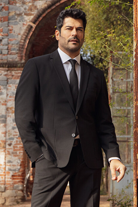 Slim Fit Dar Kesim Mono Yaka Kapak Cepli Esnek Travel Siyah Takım Elbise resmi