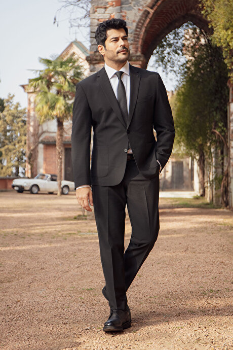 Slim Fit Dar Kesim Mono Yaka Kapak Cepli Esnek Travel Siyah Takım Elbise resmi