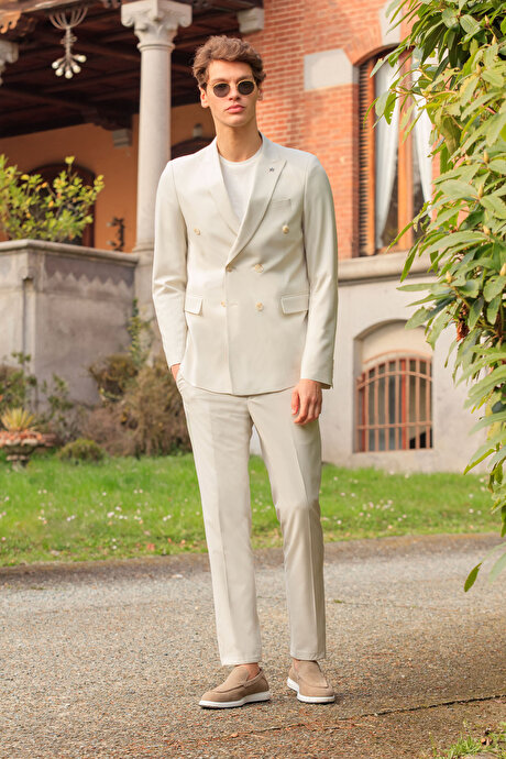 Slim Fit Dar Kesim Kırlangıç Yaka Beli Gizli Lastikli Kapak Cepli Ekose Desenli Kruvaze Bej Takım Elbise resmi