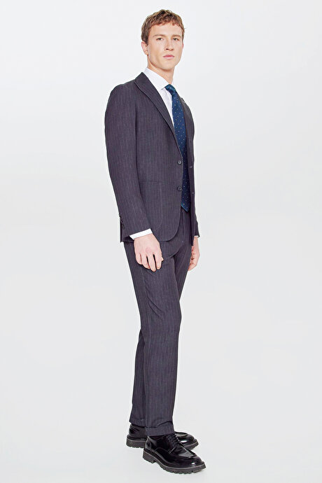 360 Her Yöne Esneyen Slim Fit Dar Kesim Kırlangıç Yaka Taşıma Torbalı Çizgili Siyah Takım Elbise resmi