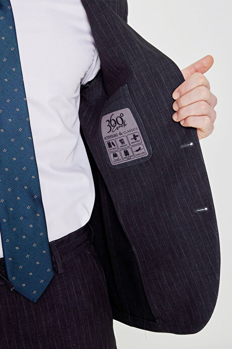 360 Her Yöne Esneyen Slim Fit Dar Kesim Kırlangıç Yaka Taşıma Torbalı Çizgili Siyah Takım Elbise resmi