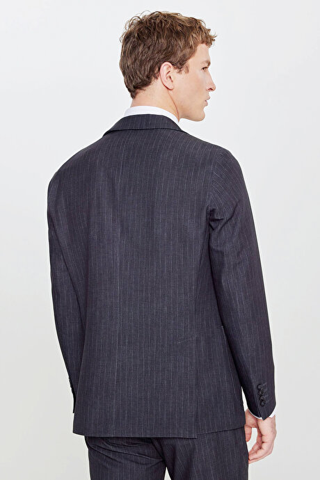 360 Her Yöne Esneyen Slim Fit Dar Kesim Kırlangıç Yaka Taşıma Torbalı Çizgili Siyah Takım Elbise resmi