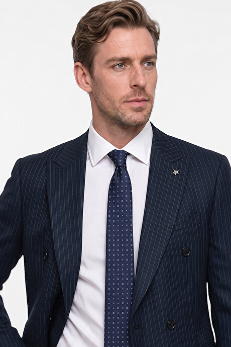 360 Her Yöne Esneyen Slim Fit Dar Kesim Kırlangıç Yaka Kapak Cepli Çizgili Kruvaze Lacivert-Beyaz Takım Elbise resmi