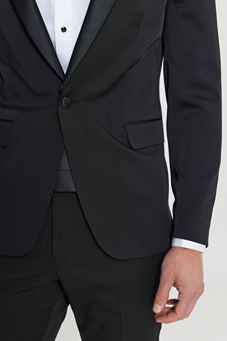 Slim Fit Dar Kesim Çıkma Şal Yaka Armürlü Kapak Cep Siyah Smokin Takım resmi