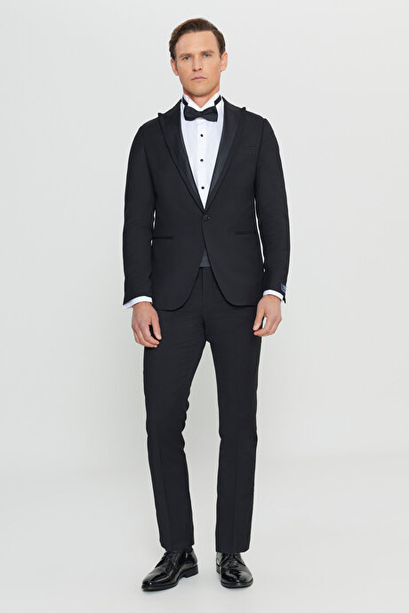 %100 Yün Slim Fit Dar Kesim Kırlangıç Yaka Fleto Cepli Damatlık Siyah Smokin Takım resmi
