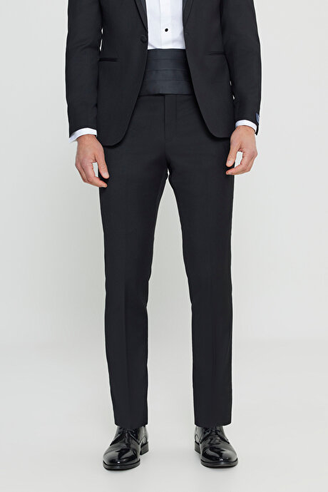 %100 Yün Slim Fit Dar Kesim Kırlangıç Yaka Fleto Cepli Damatlık Siyah Smokin Takım resmi