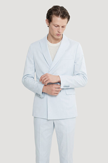 Slim Fit Dar Kesim Kırlangıç Yaka Kapak Cepli Kruvaze Açık Mavi Smokin Takım resmi