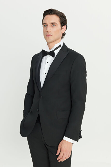 Slim Fit Dar Kesim Çıkma Kırlangıç Yaka Kapak Cepli Siyah Smokin Takım resmi