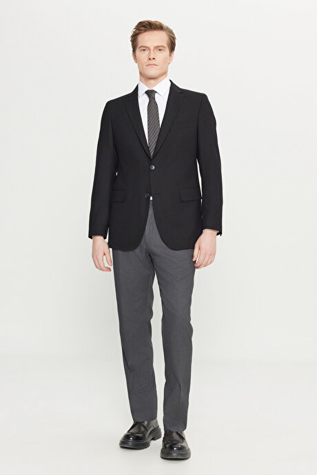 Yünlü Slim Fit Dar Kesim Mono Yaka Kapak Cepli Çift Pantolonlu Siyah Takım Elbise resmi