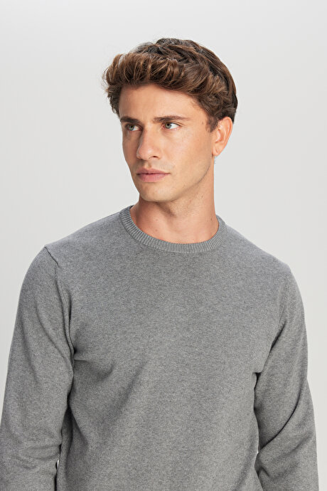 Pamuklu Standart Fit Normal Kesim Bisiklet Yaka Triko Gri Melanj Kazak resmi