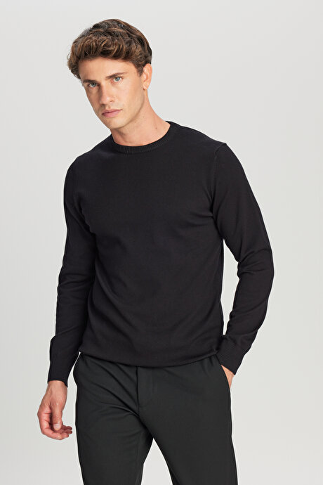 Pamuklu Standart Fit Normal Kesim Bisiklet Yaka Triko Siyah Kazak resmi