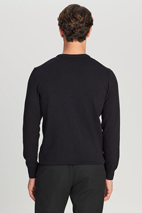 Pamuklu Standart Fit Normal Kesim Bisiklet Yaka Triko Siyah Kazak resmi