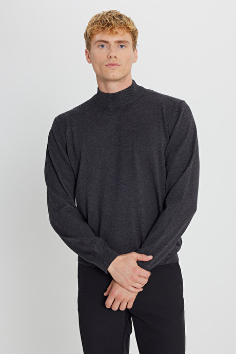 Pamuklu Standart Fit Normal Kesim Yarım Balıkçı Yaka Triko Antrasit-Melanj Kazak resmi