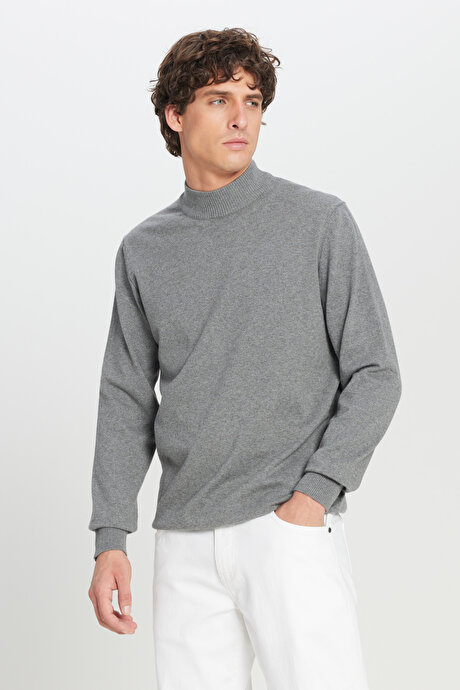 Pamuklu Standart Fit Normal Kesim Yarım Balıkçı Yaka Triko Gri Melanj Kazak resmi